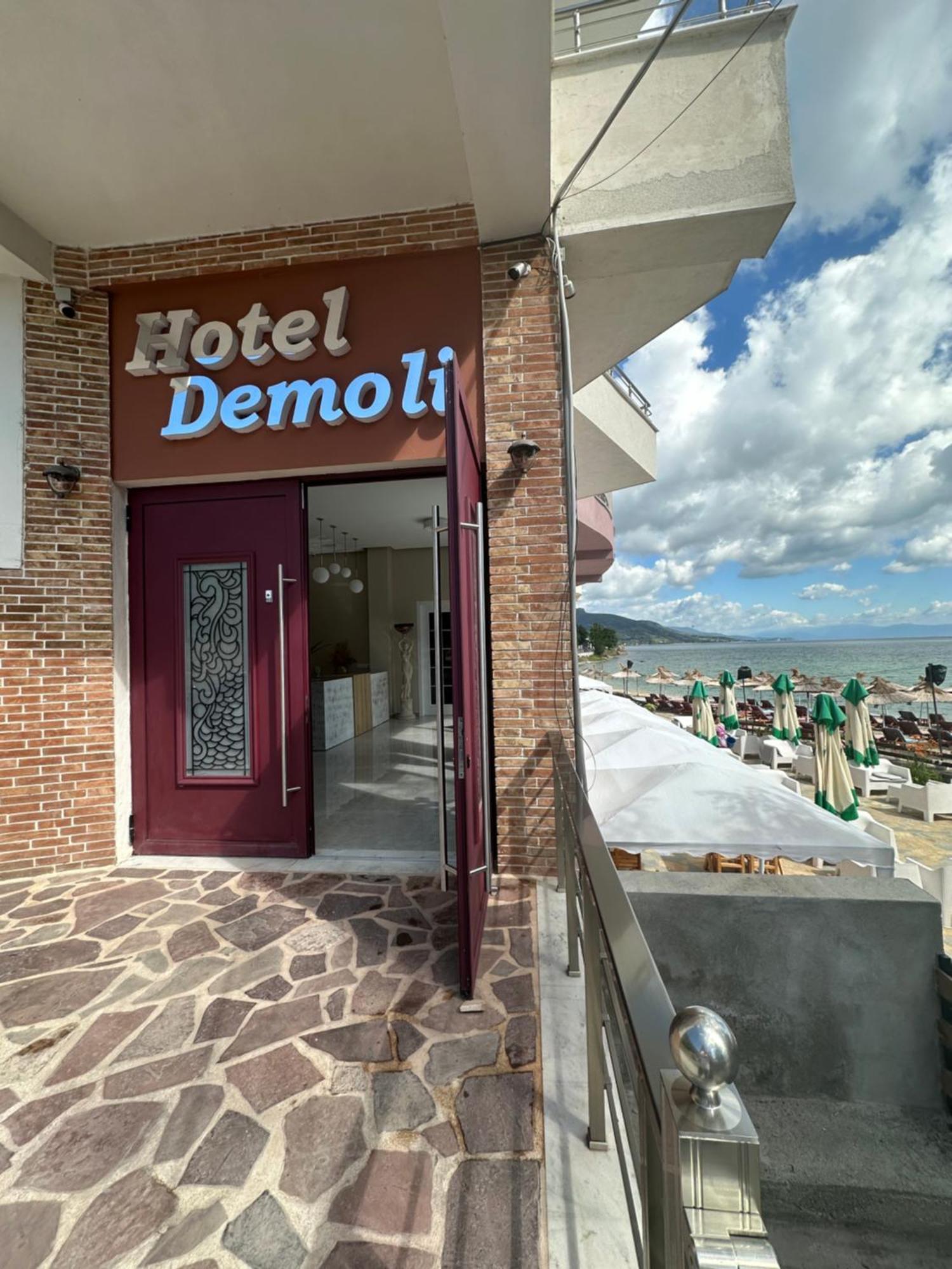 Hotel Demoli Pogradec Exteriör bild