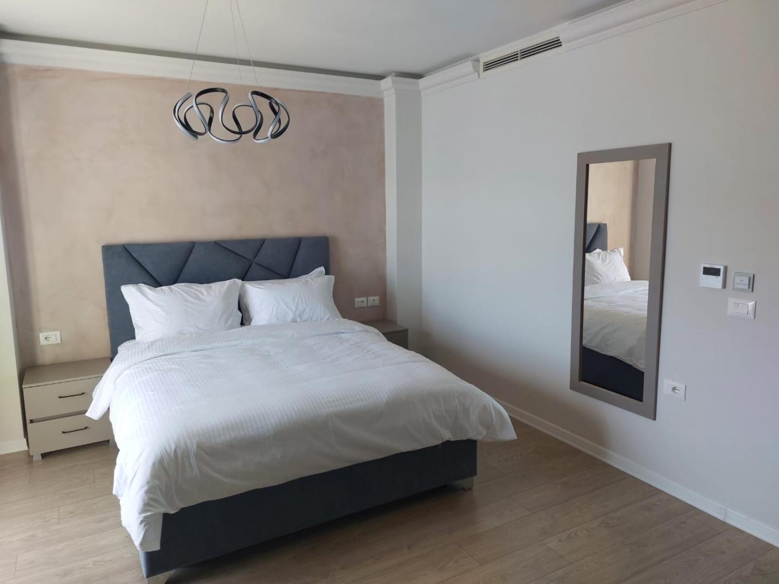 Hotel Demoli Pogradec Exteriör bild